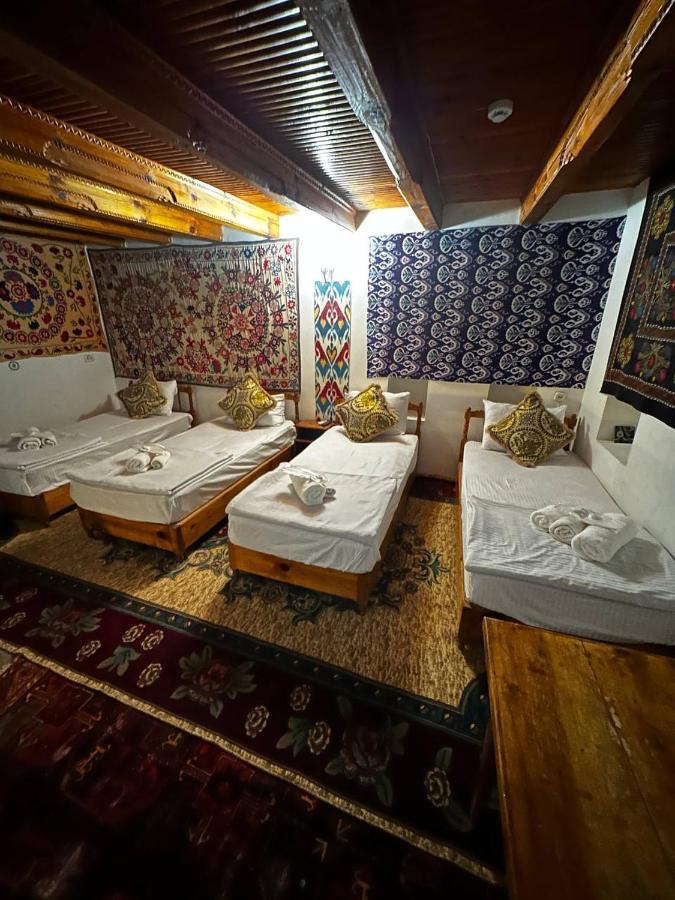 Отель MEKHTAR AMBAR Caravan Sarai XIX Бухара Экстерьер фото