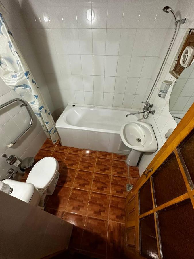 Отель MEKHTAR AMBAR Caravan Sarai XIX Бухара Экстерьер фото