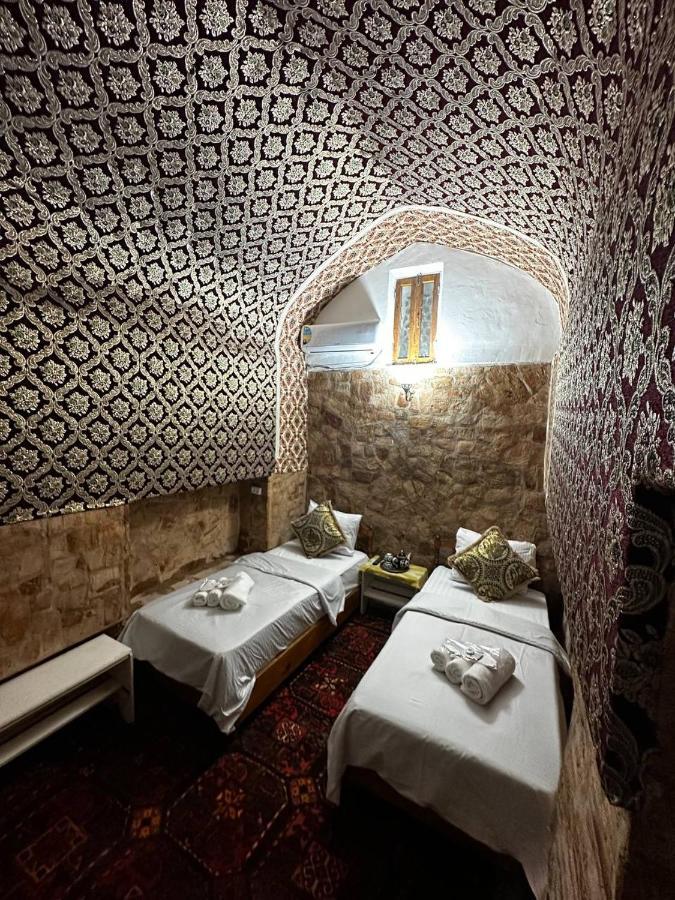 Отель MEKHTAR AMBAR Caravan Sarai XIX Бухара Экстерьер фото