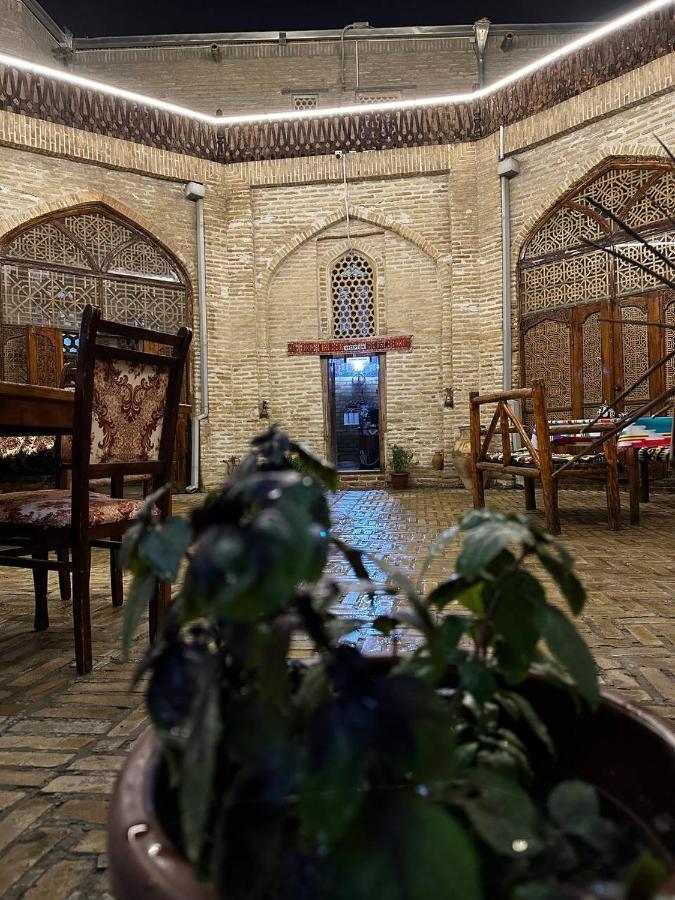Отель MEKHTAR AMBAR Caravan Sarai XIX Бухара Экстерьер фото