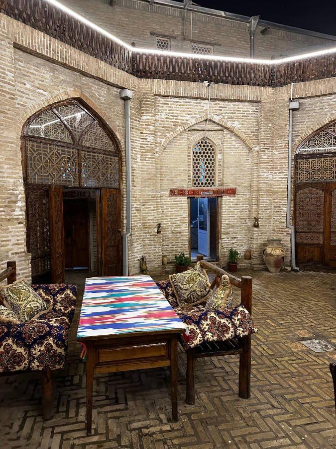 Отель MEKHTAR AMBAR Caravan Sarai XIX Бухара Экстерьер фото