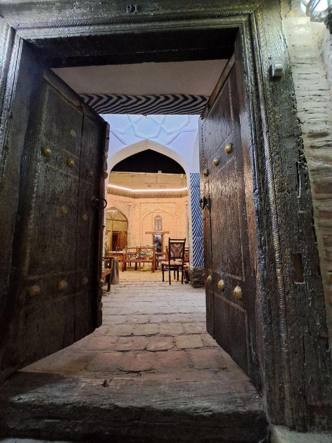 Отель MEKHTAR AMBAR Caravan Sarai XIX Бухара Экстерьер фото