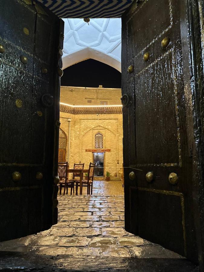 Отель MEKHTAR AMBAR Caravan Sarai XIX Бухара Экстерьер фото